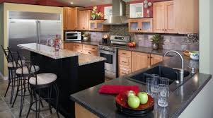 quality kitchen & bath cabinets in