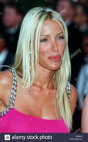 She is an actress, known for she (2001), pelastakaa pressa (2000) and folle d'elle (1998). Ophelie Winter Stockfotografie Alamy