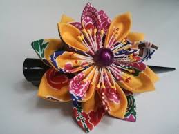 Pince Bec A Cheveux Fleur Fleurs En Tissu Fleurs Marie Claire Idees