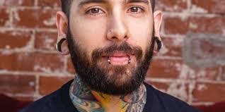 Aaron Wall's Instagram, Twitter & Facebook