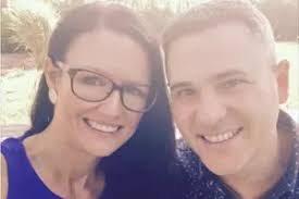 Couple Stranded In Puerto Rico Held Impromptu Wedding