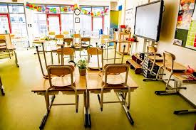 Die maatregelen tegen verspreiding van het coronavirus staan in een conceptvoorstel van de duitse regering waar persbureau reuters inzage in heeft gehad. Scholen In Regelstand Kerstvieringen Worden Afgelast En Grote Zorgen Over De Examens Rotterdam Pzc Nl