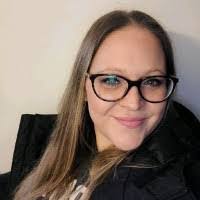 Amanda Schell's Instagram, Twitter & Facebook