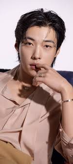 Omari Allen (omariallen_)