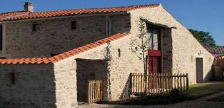 Gite Vendee Location Vacances Avec Piscine Interieure Chauffee Privee