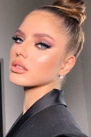 Layla Karam (laylashoplooks)