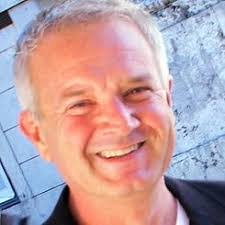 Douglas Bernhardt's Instagram, Twitter & Facebook