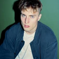 Stream Sam Fender