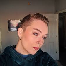 Hailey Carter's Instagram, Twitter & Facebook