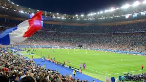 Antoine griezmann et samuel umtiti le 7 juillet au vélodrome de marseille. L Euro 2016 A T Il Reellement Rapporte De L Argent A La France Made In Marseille