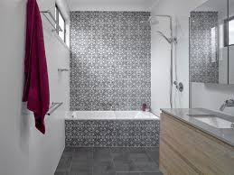 Evolution modern bath tub shower combo. 5 Of The Best Shower And Bath Combinations For Family Blueprint