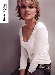 Choppy bob hairstyles summer hairstyles hairstyles videos short choppy layered haircuts double chin best bob haircuts bob hairstyles for thick haircuts for fine hair easy hairstyles hairstyle short short shag haircuts that'll finally convince you to make the chop. Pin On Haarstyle