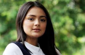 Setelah sukses membintangi film horor sunyi bersama angga yunanda, amanda rawles kembali menghibur penggemarnya melalui serial titisan. Imutnya Kebangetan Ini Dia 5 Gaya Liburan Amanda Rawles Guideku Com