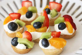 Banner Boutique The Easiest Mini Deep Dish Fruit Pizzas Pillsbury Sugar Cookie Dough Fresh Fruit Recipes Fruit Recipes