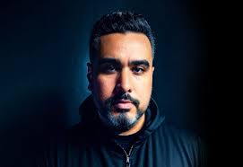 Elias R Music & Downloads