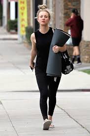 Inner engineering la (isha yoga & meditation classes). Kaley Cuoco Rocks A Black Tank Top And Black Leggings As She Leaves A Yoga Class