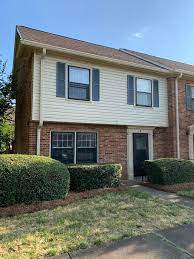 Charlotte is a major economic hub that houses numerous corporate headquarters, including nine fortune 500 companies. Townhomes For Rent In Charlotte Nc Forrent Com