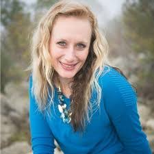 Suzanne Hopson's Instagram, Twitter & Facebook