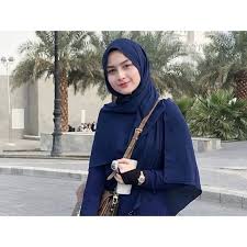 Check dunia indah gadis seksi yang akan membangkitkan siapa pun. Gadis Kampung Cantik Berhijab Menawan Hati Hijaber Cute Beautiful Muslim Women Muslim Fashion Dress Girl Hijab