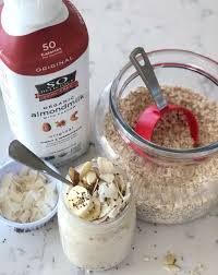 Calories per serving of basic overnight oats 99 calories of oats, quaker (1 cup dry oats), (0.33 cup) 45 calories of milk, 2%, with added nonfat milk solids, without added vit a, (0.33 cup) 36 calories of dannon all natural, plain nonfat yogurt, 6 oz., (2.67 oz) Banana Coconut Chia Overnight Oats Recipes Domestic Blonde
