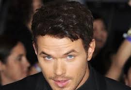 Waiting for gc from 9 years and now struggling to keep the job because of outsourcing. 20 Rare Pictures Of Celebrities With Black Hair And Blue Eyes