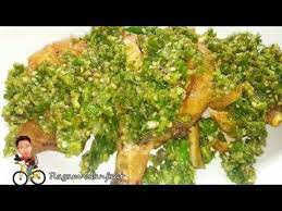 Resep Ayam Geprek Bensu Cabai Rawit Ijo 100 Cabai Euy Youtube Chicken Artichoke Recipes Siracha Chicken Recipes Mozzarella Chicken