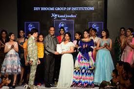 Advertisement advertisement crafts at howstuffworks has. Dehradun Fashion Week Lifestyle Fashion Show 2019 Department Of Fashion Designing 3 Min Dbgi