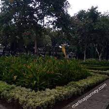 Biaya masuk taman mini adalah sendiri adalah rp 10.000 dan anda akan diminta membayar harga tiket masuk di pintu gerbang. Taman Cattleya Tempat Yang Sangat Sejuk Dan Nyaman