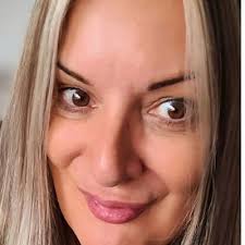 Lucy Fielder (@Lily101)