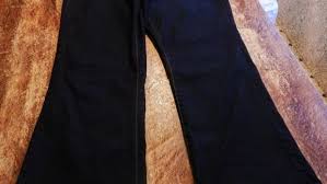 All jeans sizes are listed as the designer's size scheme and are derived from waist measurements. What Size Pants Do I Wear With Conversion Charts Bellatory