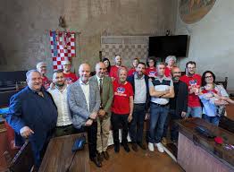 Notte Rossa Avis Pistoia, un tuffo negli anni 90 e tanti eventi - gonews.it