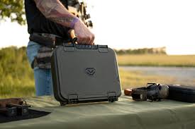 LifePod XE Slim Travel Case for Guns – Vaultek Safe