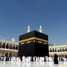 قبل طلوع شمس العاشر من ذي الحجة، ينطلق حجاج بيت الله الحرام إلى مشعر مِنى لاستكمال رحلتهم الإيمانية من خلال القيام بأعمال يوم النحر الذي ذكره الله تعالى في القرآن الكريم باسم الحج الأكبر. Ø­Ø¬ 2021 Ø±Ø­Ù„Ø© Ø¨Ù†Ø²Ø±Øª Posts Facebook