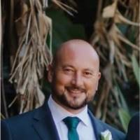 6600+ perfiles de «Attard»