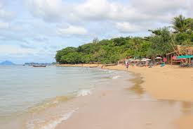 This is our ultimate travel guide with everything you need to know for your trip! Relax Beach Ein Strand Tipp Fur Koh Lanta Placesofjuma