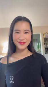 Member Spotlight: Alex McEntire💖 @alexmcentire ⠀⠀⠀⠀⠀⠀⠀⠀⠀ We would love to  introduce you to one of our amazing #Vault members, Alex😊 Scroll down to  read our mini interview with her! MDW: Tell us