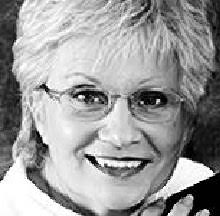 Julie Dever's Instagram, Twitter & Facebook