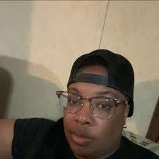 Ebony Bell's Instagram, Twitter & Facebook