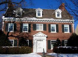 Though the style technically encompasses english colonial, french colonial, spanish colonial, dutch colonial, and georgian styles, american colonial is most similar to. Brick Colonial Architecture Colonial Style House Best Home Style Inspiration