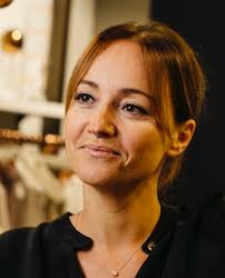 Fiona Holmes (@fh5255)