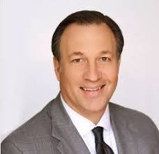 Rob Albert's Instagram, Twitter & Facebook