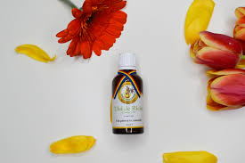 Prendre 1 à 2 cuillères à soupe d'huile de ricin, de préférence à jeun. Beneficiile Uleiului De Ricin Ecoricinus To The Moon Back