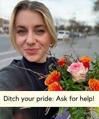 Sarah Reitz's Instagram, Twitter & Facebook