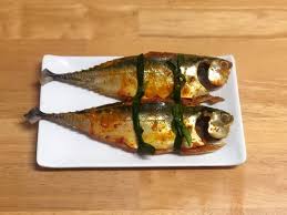 Assalamualaikum ok geng harini aku nk tunjuk sikit mcmna aku besiang ikan dan cuci sehingga bersih.disebabkan ada yg request jadi aku tunjuk jugaklah.ni cara aku lah, lain org lain caranya. Ini Rahsia Super Sedap Resepi Ikan Cencaru Belah Belakang Orang Utara Mingguan Wanita