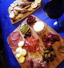 Chelsea Taylor On Instagram Charcuteries Lay Tp Charcuterie Plate Food Charcuterie