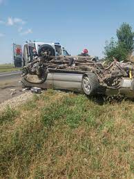 Moldova au avut loc zece accidente rutiere, inclusiv șapte tamponări de pietoni în afara trecerilor de pietoni. NeamÅ£ Accidente Produse La Interval De Cateva Minute Cinci Victime Monitorul De NeamÈ› È™i Roman