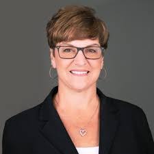 Misty Randall's Instagram, Twitter & Facebook