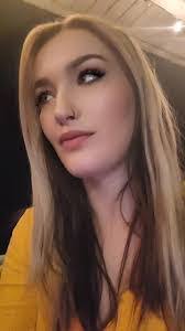 Rebecca Blystone's Instagram, Twitter & Facebook