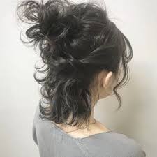 ありがとうございました ハイライト グレージュ イルミナカラー ヘアセット ヘアアレンジ ルーズアップ 編み込み くるりんぱ 三つ編み ポニーテール 波ウェーブ ヘアスタイル パーティーヘア 結婚 式 二次会 お呼ばれ 新宿 美容室 ヘアカラー ア 三つ編み
