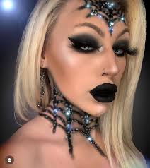 Hey everyone! I can't believe I made it into top 5! If everyone seeing this  could please use their daily free vote to help me get into #1 in my group so